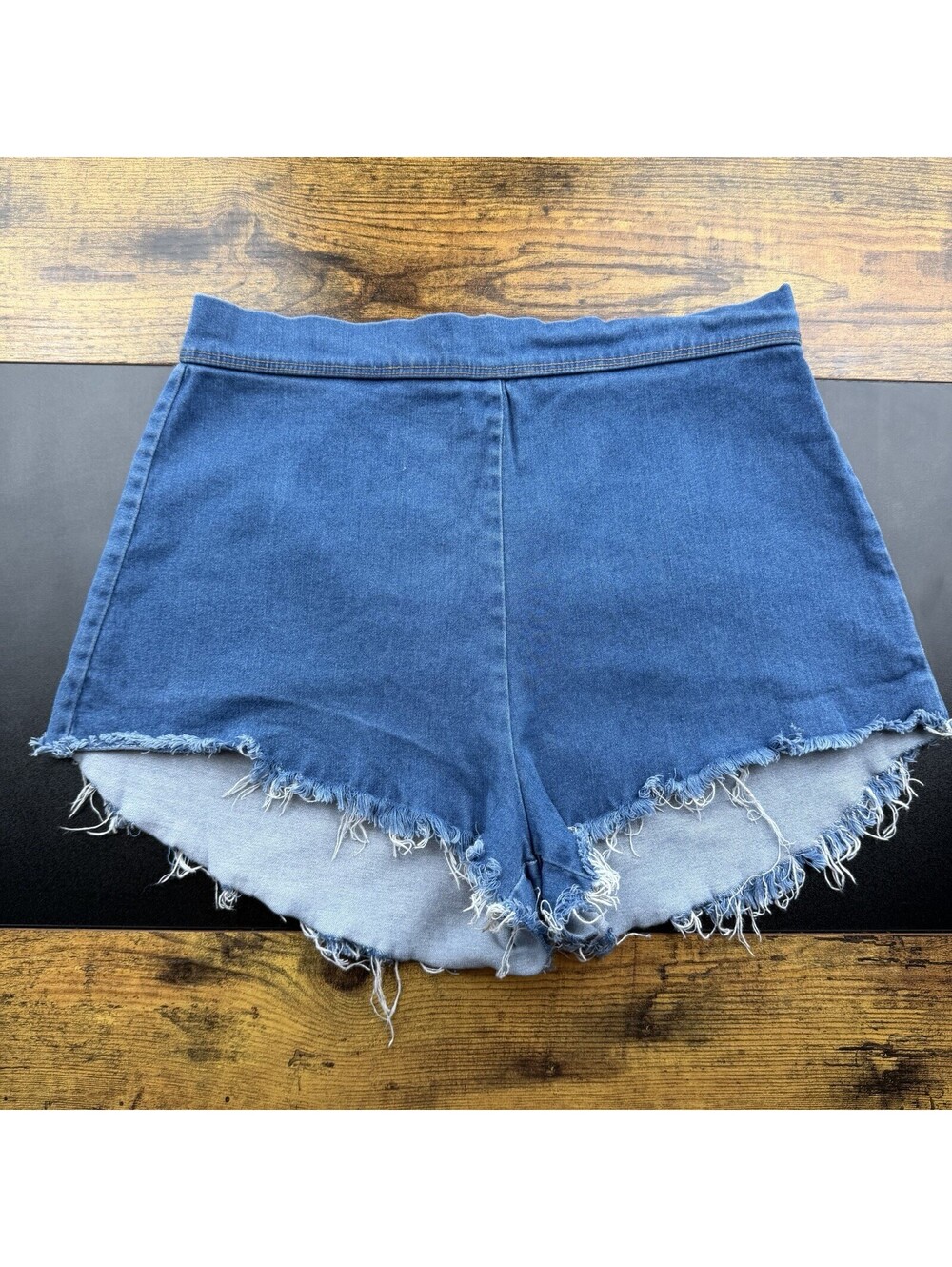 Fashion Nova Women’s Denim Shorts Size M Blue High Rise Raw Frayed Hem Y2K